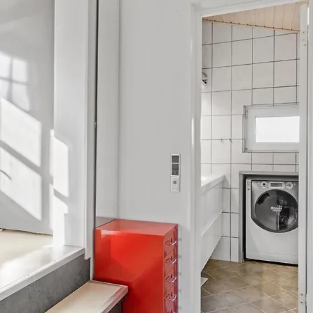Dom wakacyjny 3 Bedroom Awesome In Brenderup Fyn